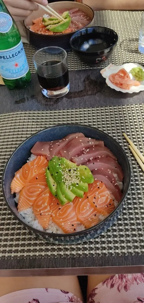 Chirashi Mixte Thon Saumon Avocat